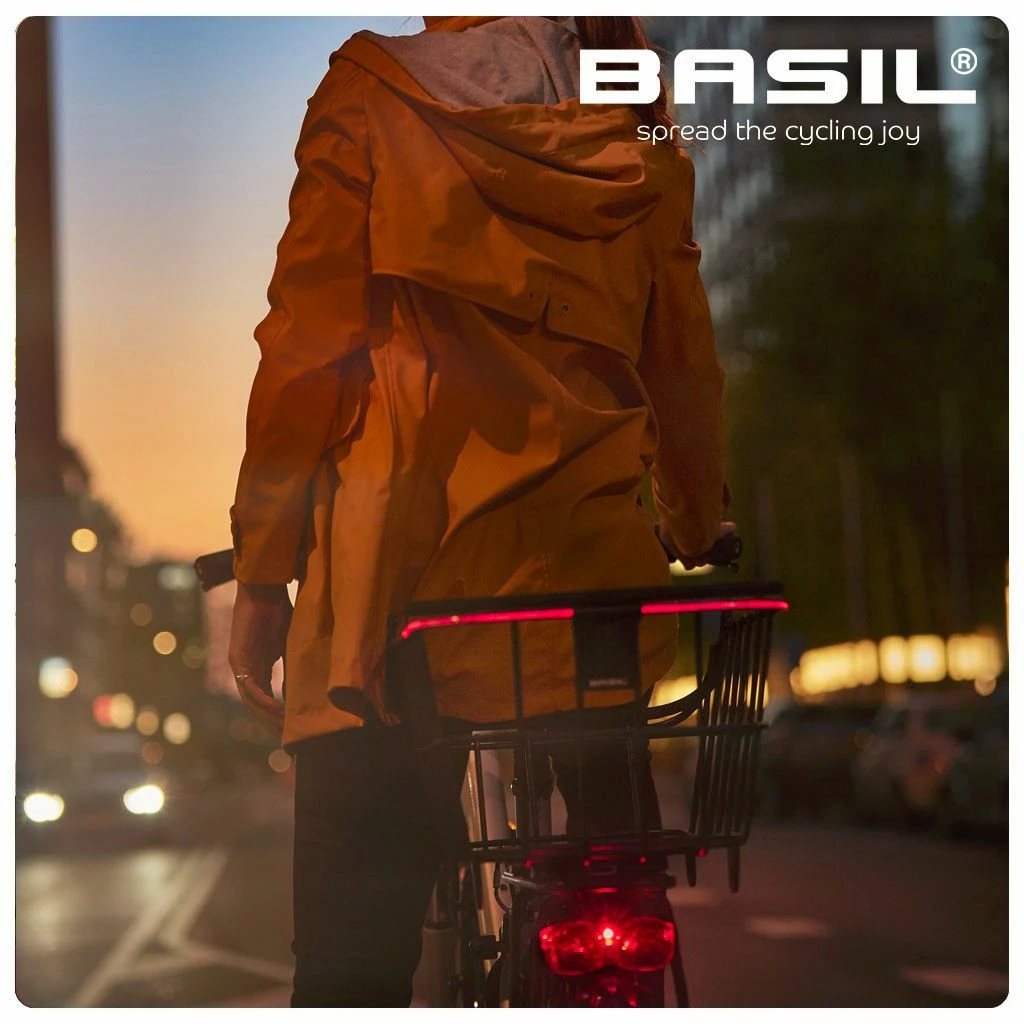 Basil - Panier Vélo Avec LED Intégrées - Cento Alu Multi System Nordlicht 2 Basil - Panier Vélo Avec LED Intégrées - Cento Alu Multi System Nordlicht – Image 2