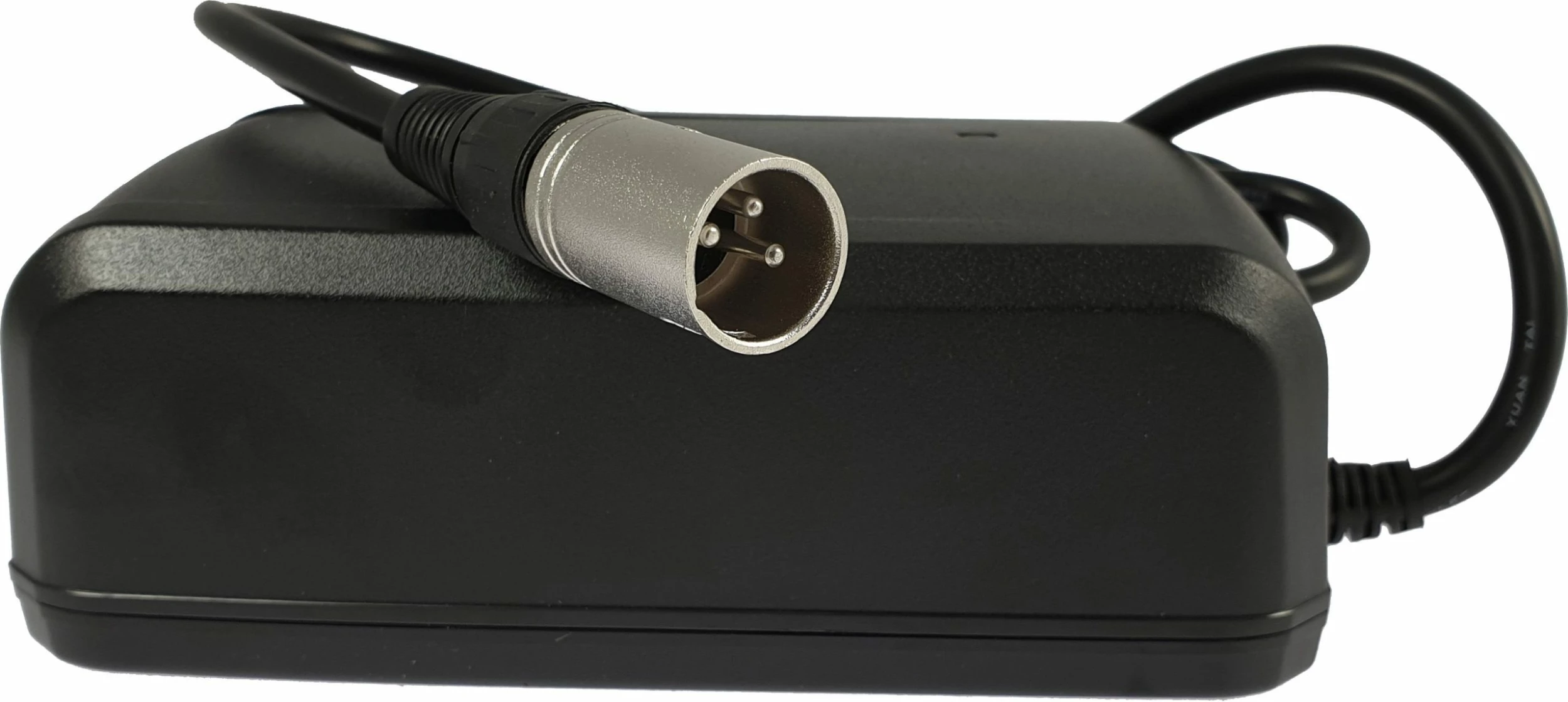 Giant - Chargeur Rapide Fast Charger 4A | 3 Ou 5 Pin 2 Giant - Chargeur Rapide Fast Charger 4A | 3 Ou 5 Pin – Image 2