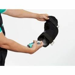 Motorex - Helmet Care Spray - Mousse Nettoyante Pour Casque Vélo -Accessoires VAE Soldes motorex helmet care spray mousse casque velo detail 2 3840x2160